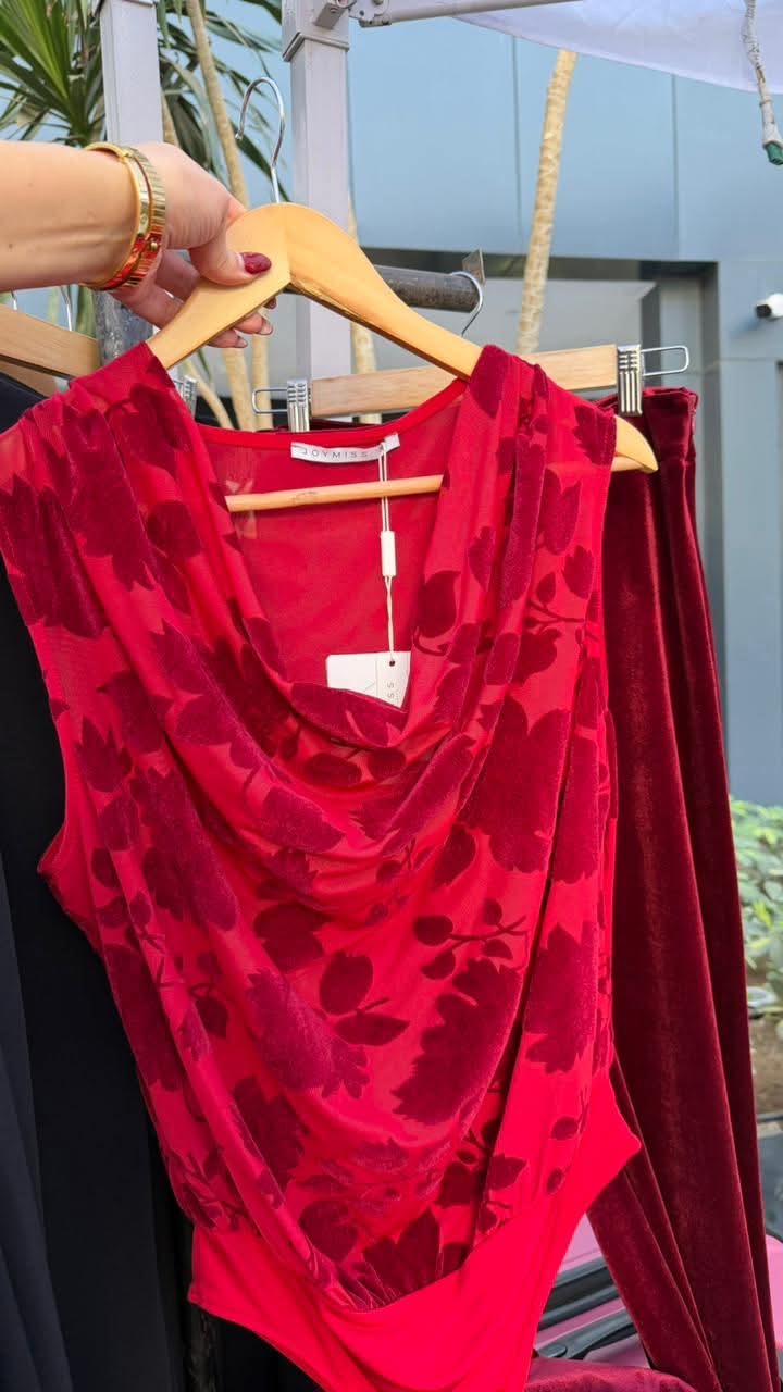 طقم مخمل انيق  Burgundy Velvet Set