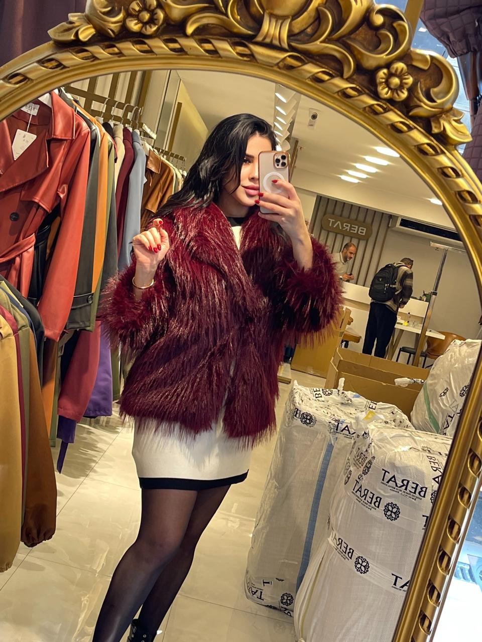 Luxury fur jacket Burgundy جاكيت فرو انيق نبيتي