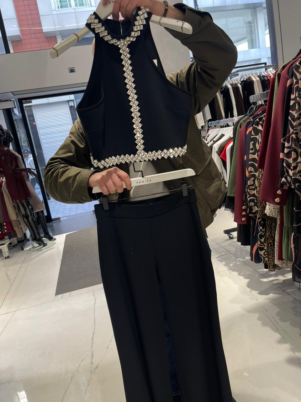 Elegant Black Two-piece Set طقم اسود انيق